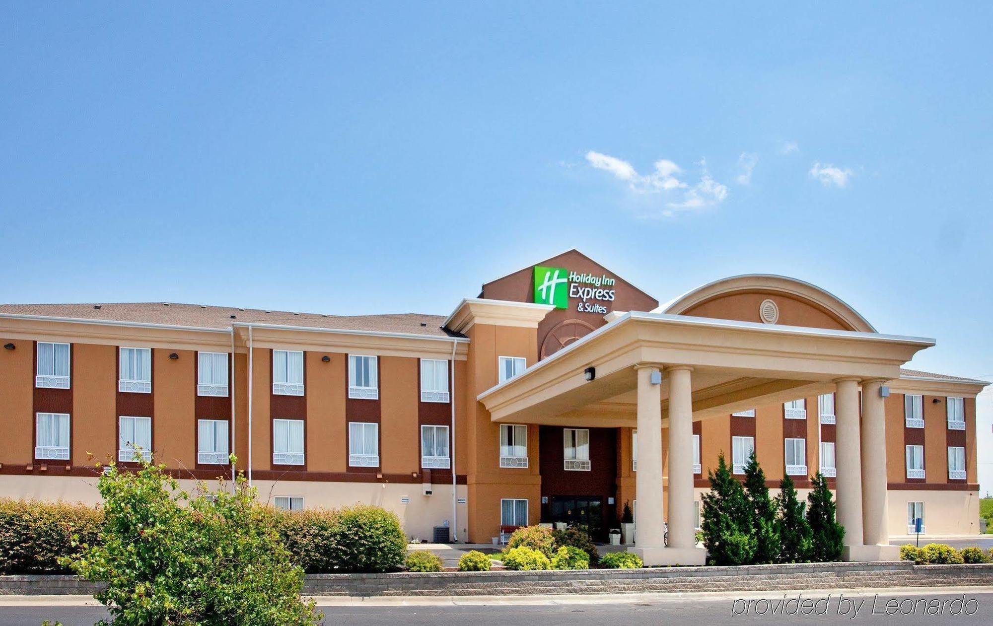 Holiday Inn Express Lawrence, An Ihg Hotel Exterior photo